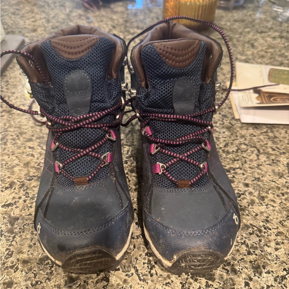 Woman’s Blue and Pink OBOZ Hiking Boots